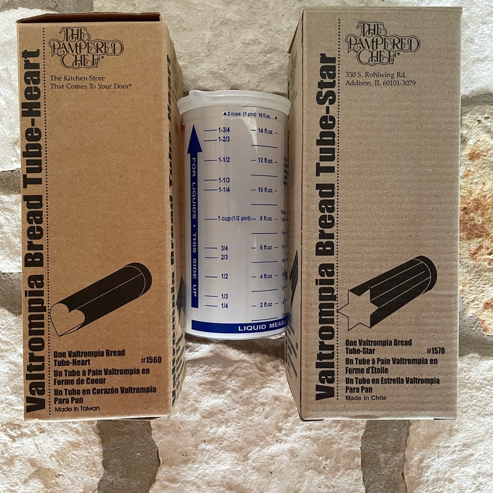 Pampered Chef Bread Tubes and Measuring Tube